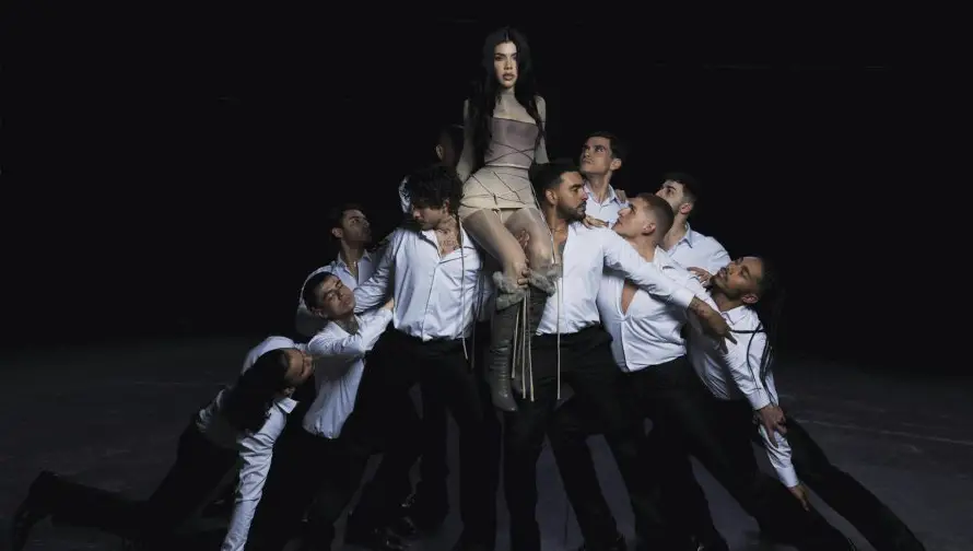 La cantante mexicana Kenia Os anuncia su nuevo álbum "K de Karma"