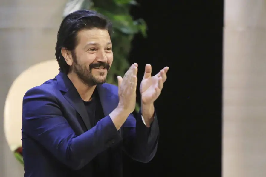 Diego Luna revela que Alfonso Cuarón le enseñó a hablar cine en "Y tu mamá también"