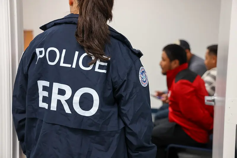 Expertos sugieren a migrantes en EEUU nombrar a apoderados legales ante riesgo de detención