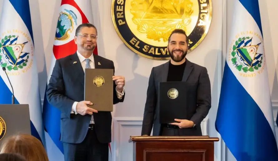 Presidente Bukele llega esta tarde a Costa Rica