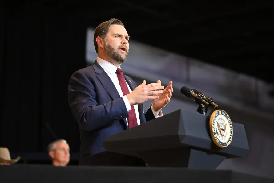 Vicepresidente Vance recauda fondos en Florida para las elecciones intermedias de EE.UU.