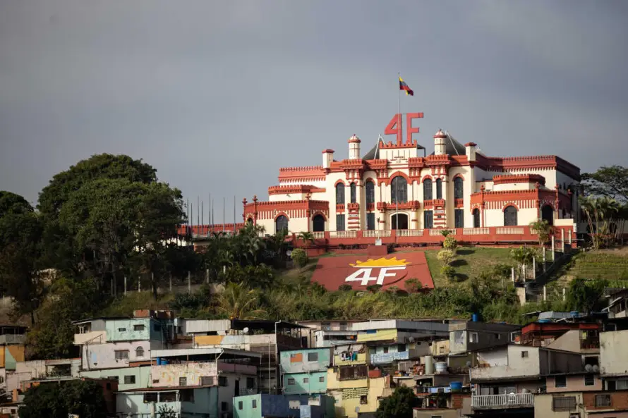 SIP denuncia detención de 14 periodistas en Venezuela tras captura de Maduro