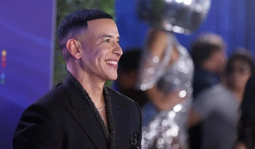 Puerto Rico nombra carretera en honor a Daddy Yankee y al beisbolista Carlos Beltrán