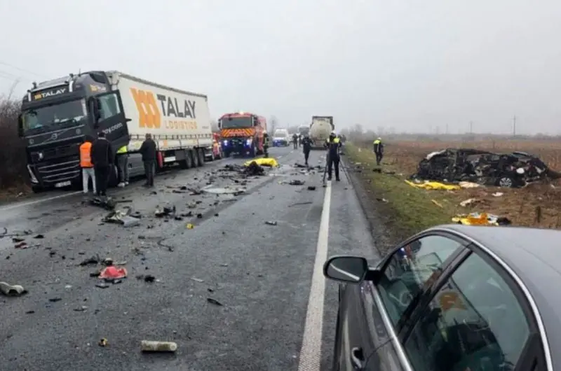 Siete fans del PAOK griego mueren en un accidente de tráfico en Rumanía