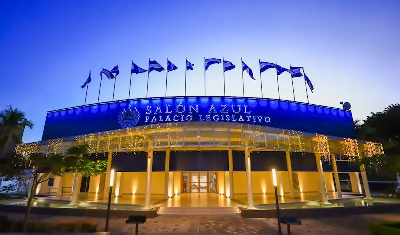 Un total de $3,986 millones de préstamos, títulos y garantías de nuevas deudas pasaron por Asamblea en 2025