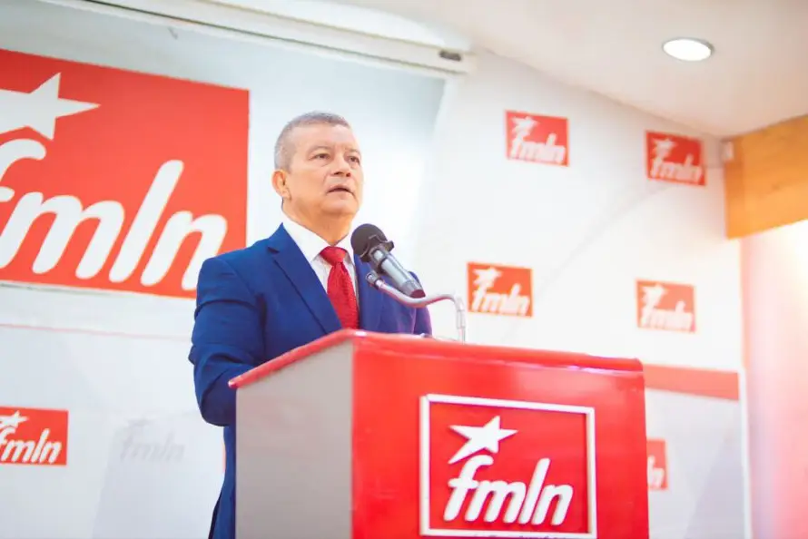 FMLN critica a Trump por Venezuela e insta a "no arrodillarse" ante los EEUU