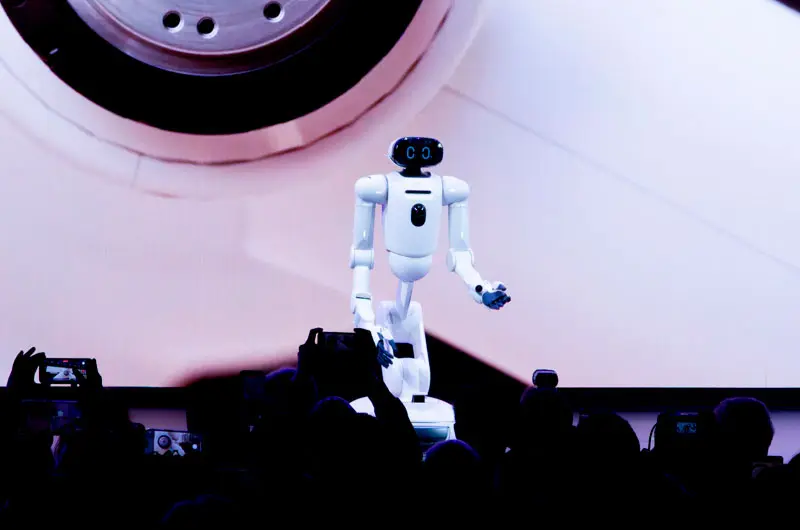 CLOiD, el robot que promete realizar tareas domésticas hace su debut en la feria CES 2026