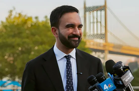 El socialista democrático Zohran Mamdani toma posesión como alcalde de Nueva York