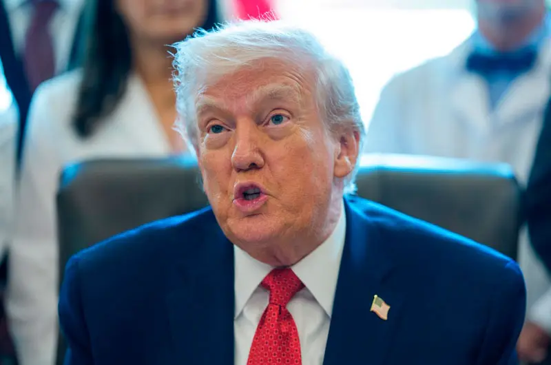 Trump advierte a Cuba de que no recibirá más petróleo ni dinero de Venezuela