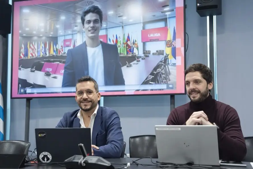 La Liga de España implementará agentes de IA y pensamiento computacional en este 2026
