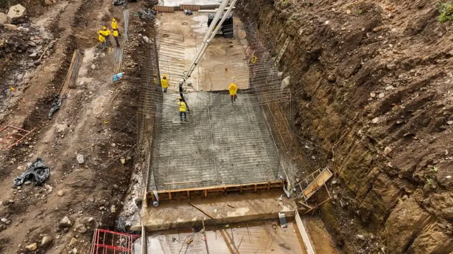 Ministro Rodríguez dice que están por terminar obras en taludes de Los Chorros