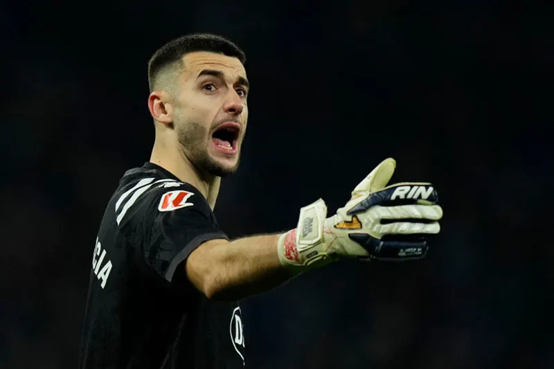 Joan García firma una actuación estratosférica en su regreso al estadio del Espanyol