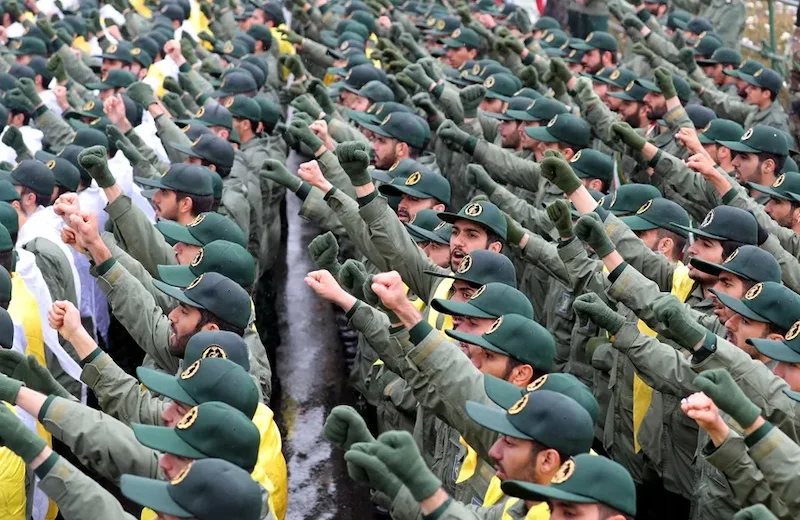 Irán amenaza atacar empresas estadounidenses tras ofensiva militar reciente