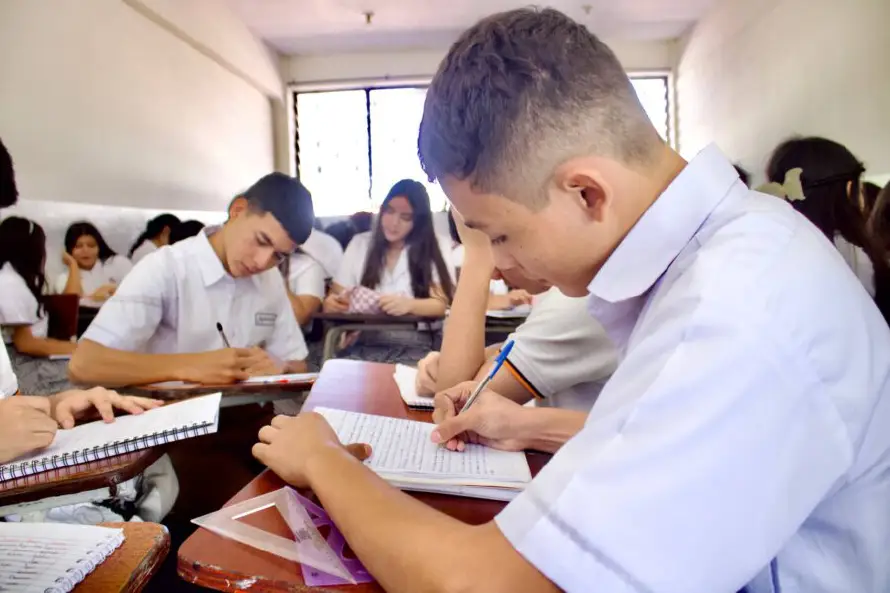 Colegios privados inauguran año escolar 2026