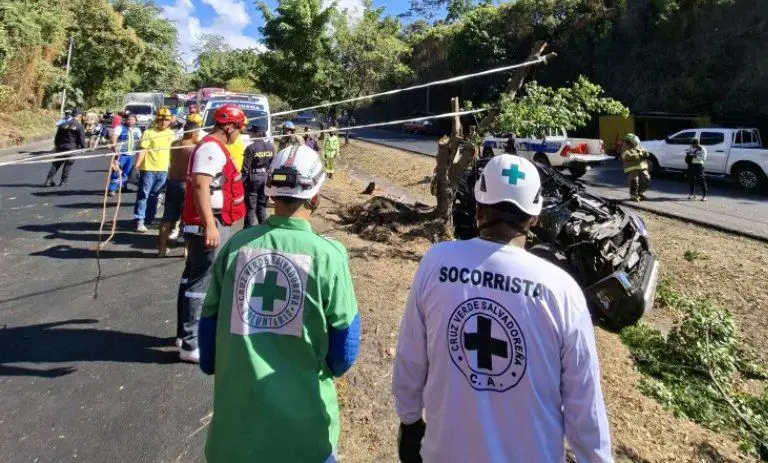 Una persona fallecida y al menos tres lesionadas en accidentes en Santa Cruz Michapa y Ciudad Arce