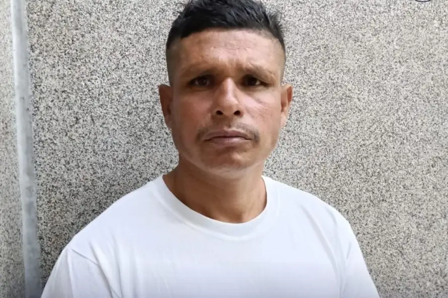 Sentencian a ocho años de cárcel a hombre que robó un celular en Santa Ana