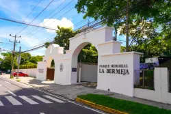 Sancionarán apartado y cobro de parqueo ilegal en los alrededores de los camposantos