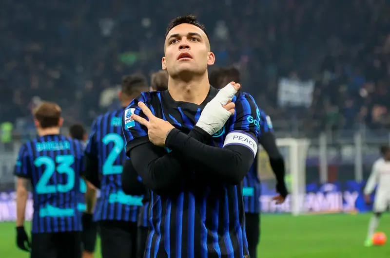Lautaro Martínez lidera al Inter en triunfo clave ante Bolonia