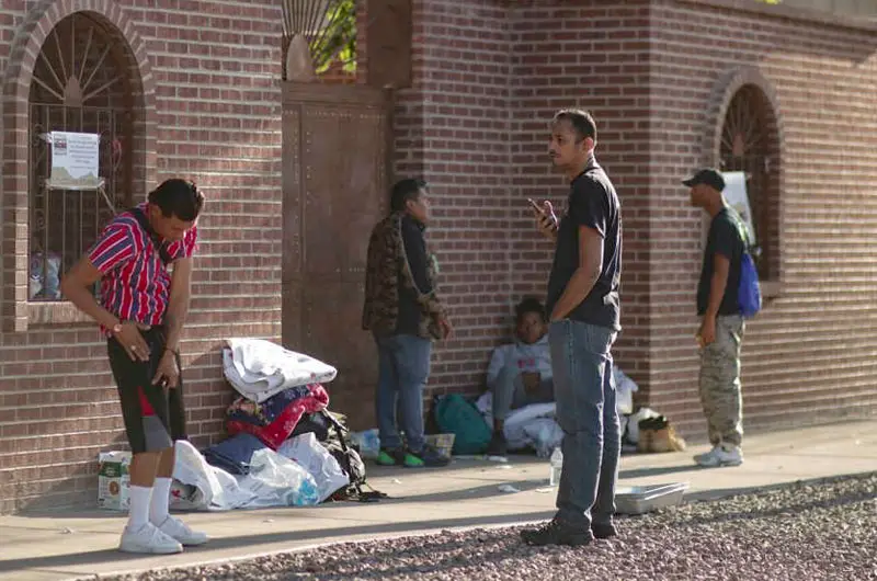 Un juez de EE.UU. suspende temporalmente las detenciones de refugiados en Minnesota