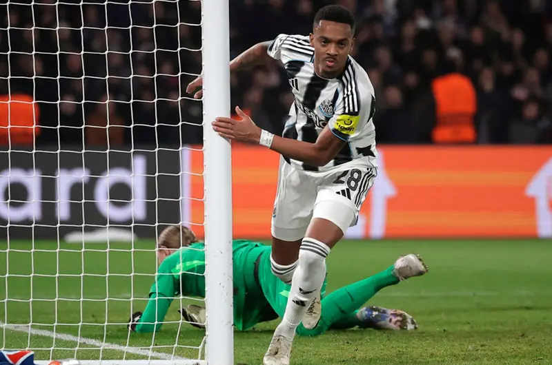 PSG y Newcastle se quedan fuera del top 8 tras un empate con sudor y lágrimas