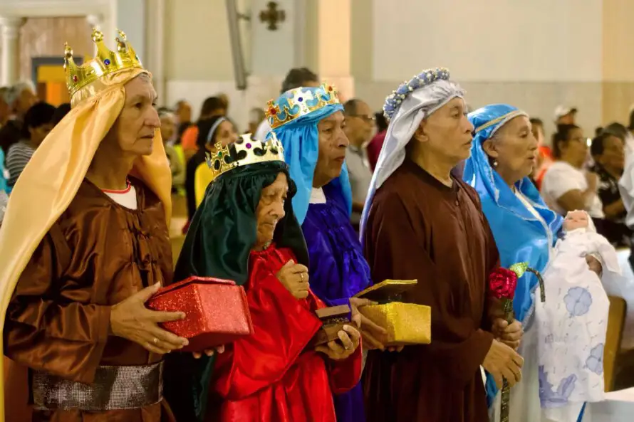 Los Reyes Magos inauguran el mes del adulto mayor con misa de acción de gracias en Don Rúa