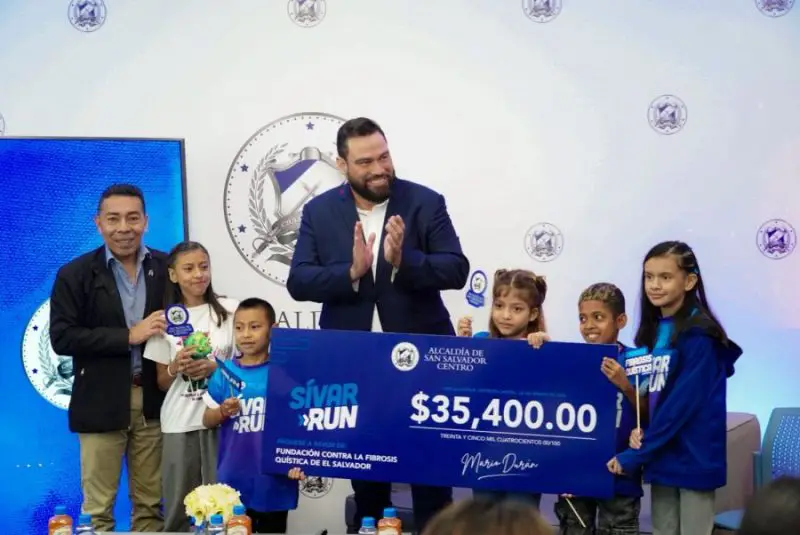 San Salvador Centro entrega $35,400 que recaudó en Sívar Run 2025 para niños con fibrosis quística y anuncia edición 2026