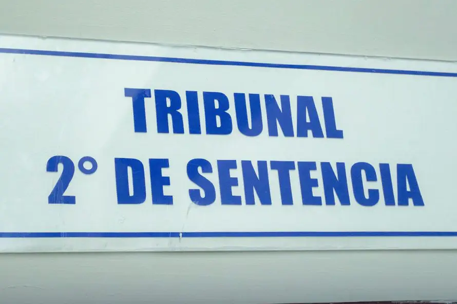 Expolicía que violó a una mujer en Santa Ana es condenado a 12 años de prisión