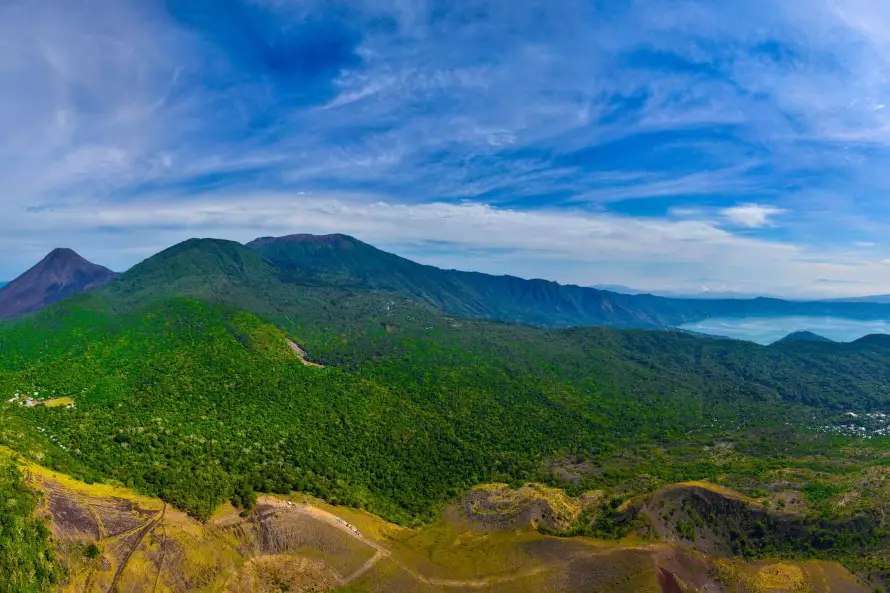 Marn restringirá el domingo algunas zonas del Parque Nacional Los Volcanes por carrera de senderismo