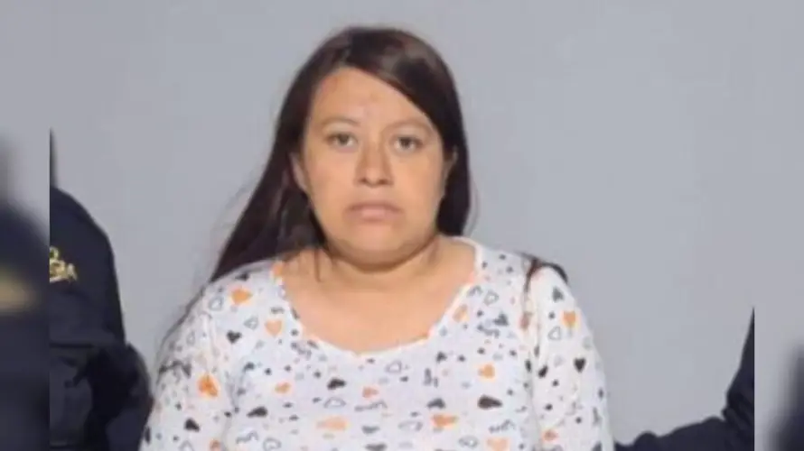 Capturan a presunta pandillera de la MS-13 que movilizaba armas en Ahuachapán