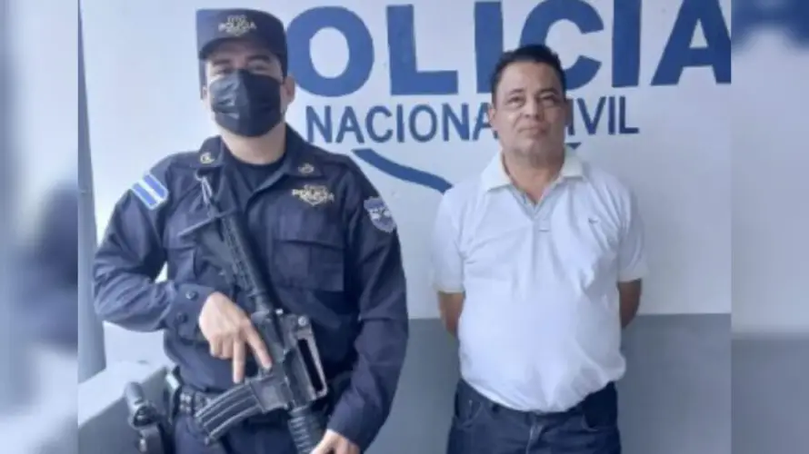Un profesor es capturado por mandar un video pornográfico a sus alumnos en Chalatenango: PNC