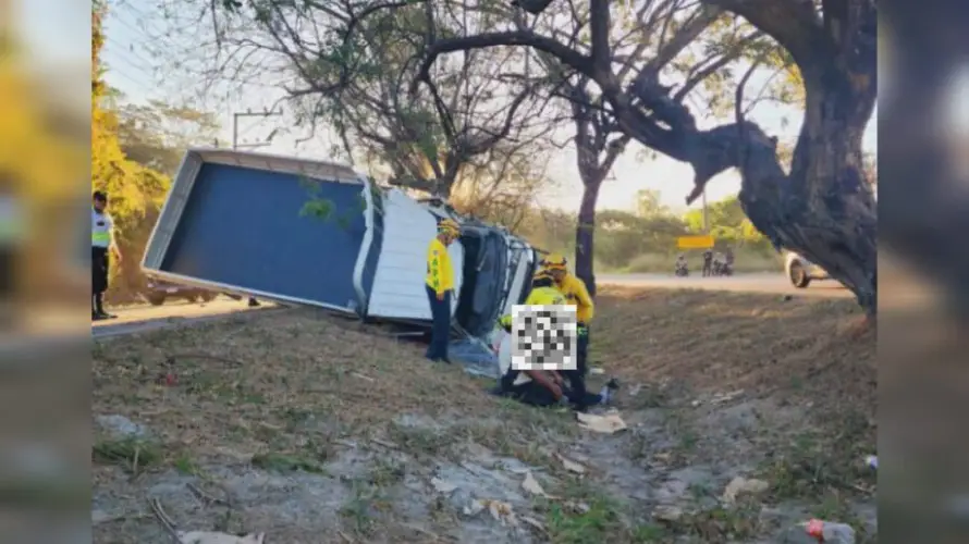 Accidentes de tránsito dejan cuatro lesionados entre la noche del lunes y la mañana del martes