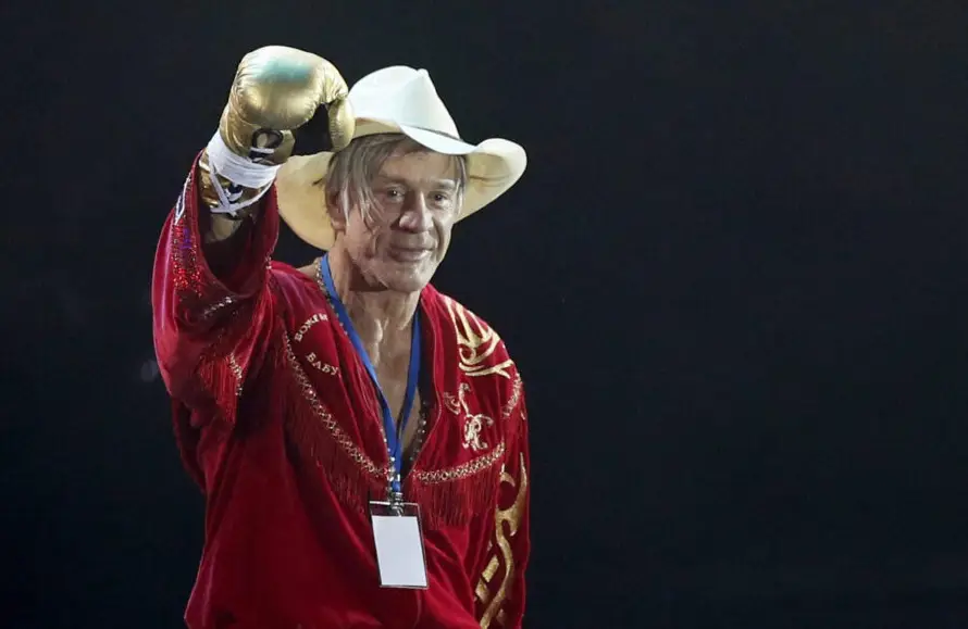 Mickey Rourke niega haber creado una campaña para recaudar fondos: "Es humillante"
