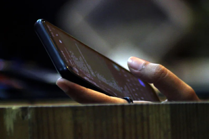Arquitecta de interiores denunció en redes intento de extorsión telefónica de números extranjeros