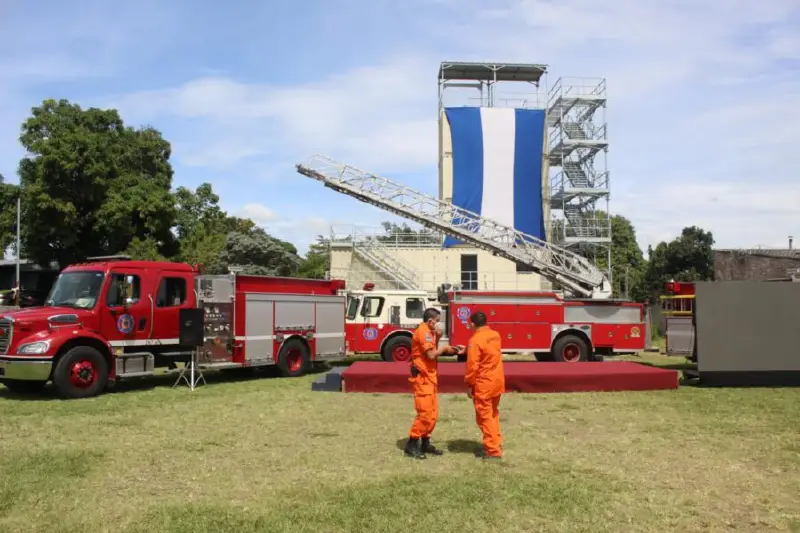 Cuerpo de Bomberos comprará llantas para flota vehicular por más de $77,000