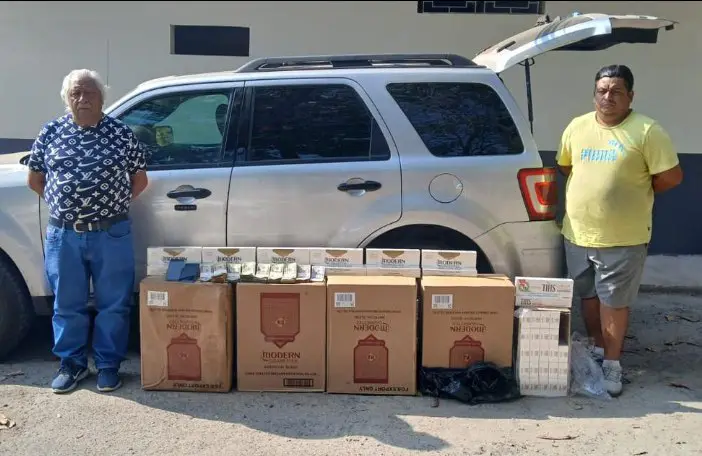 Detienen a dos hombres por trasladar 225 paquetes de cigarrillos ilegales en Sonsonate