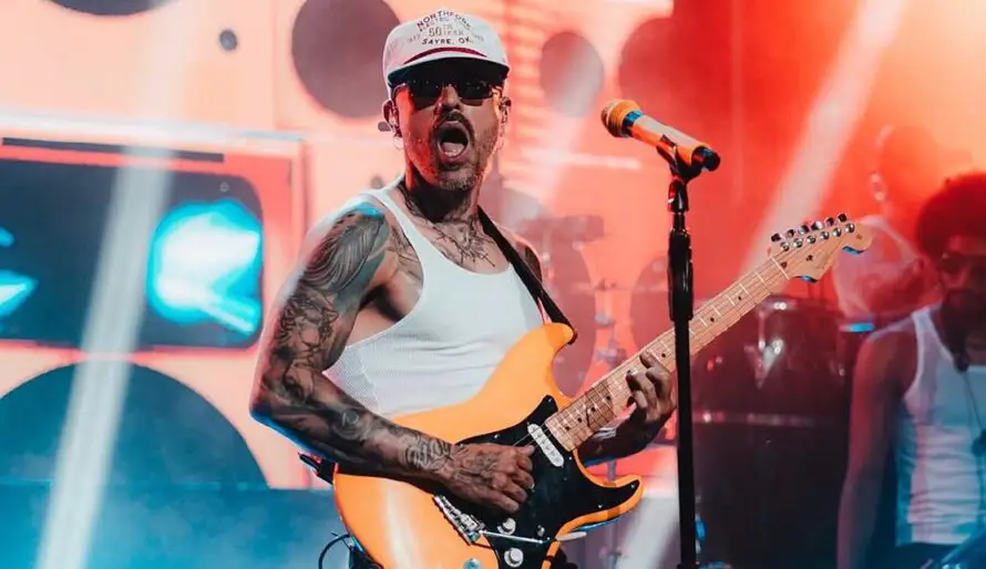 Mike Bahía cantará este viernes en la apertura del Tour El Salvador, en el Centro Histórico