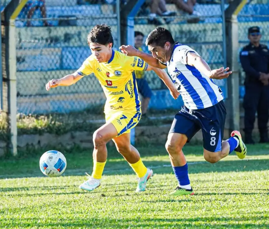 Municipal Limeño e Isidro Metapán firman un empate sin goles en un partido aburrido