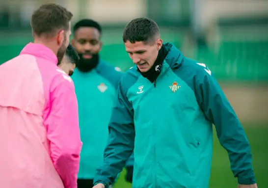 El Betis y Feyenoord se juegan su futuro en la Europa League este jueves