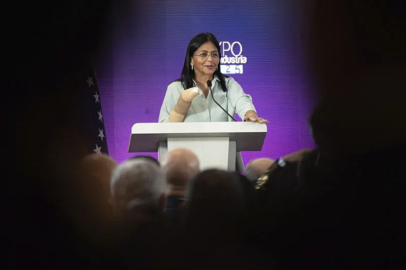 Trump aclara que Rubio está hablando con Delcy Rodríguez en Venezuela