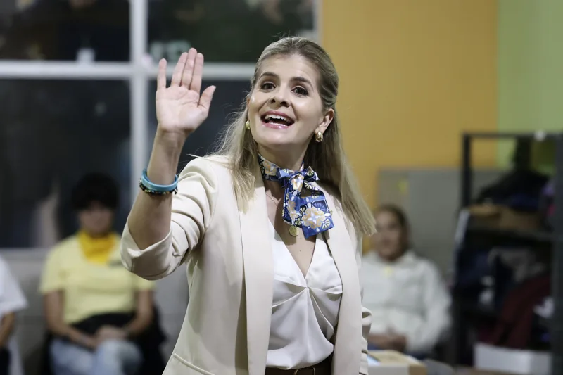 Laura Fernández gana elecciones y será la segunda mujer presidenta en Costa Rica
