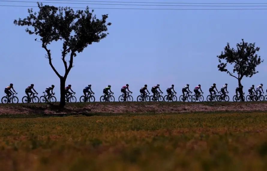 Calor extremo amenaza futuro del Tour de Francia