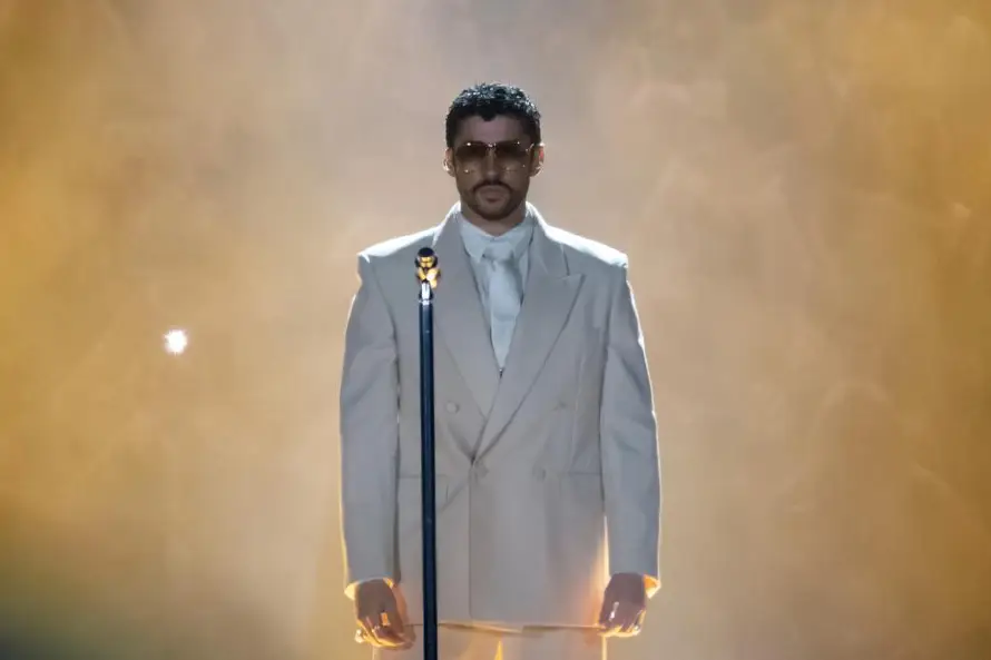 Bad Bunny triunfó en un Premio Lo Nuestro con amor a los inmigrantes