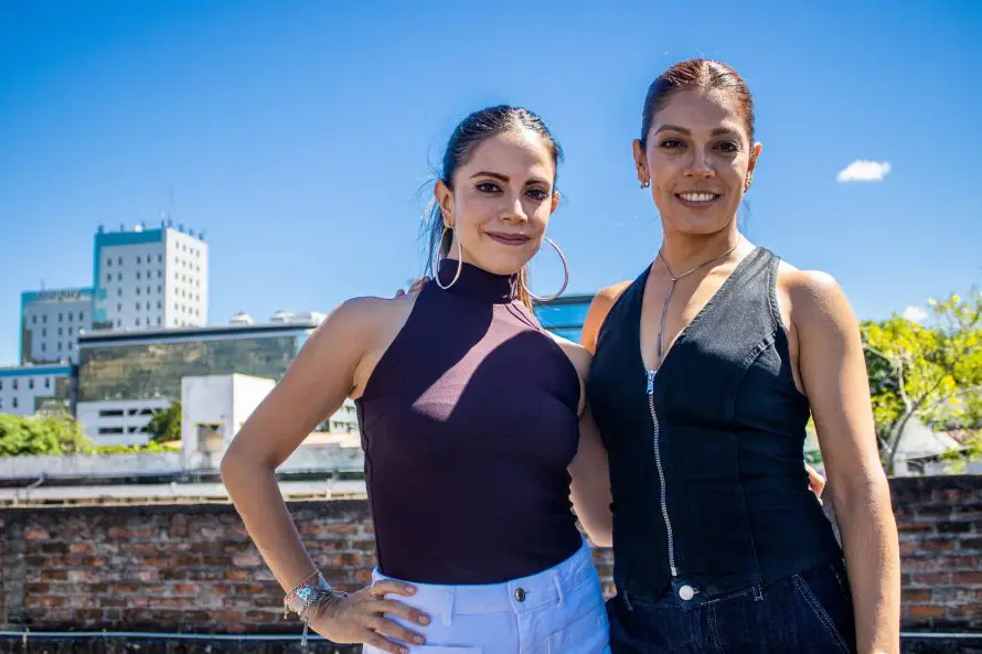 “We Will Rock You”: María Elena y Diana Aranda presentan una obra para los sentidos