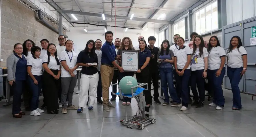 FUSALMO alcanza la excelencia internacional con Certificación STEAM Platino