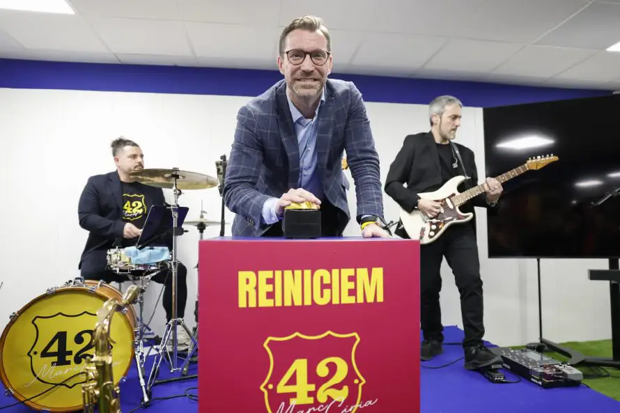 Un candidato a la presidencia del Barça promete ubicar a los turistas en la tercera grada del Camp Nou