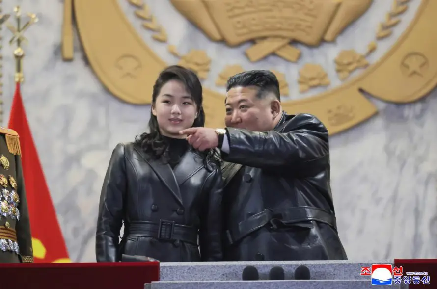 Inteligencia surcoreana cree que hija de Kim se perfila como su sucesora en Corea del Norte