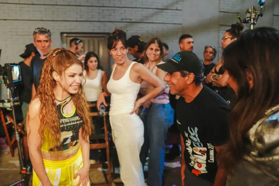 Shakira alborota a su natal Barranquilla por grabación de video con Beele