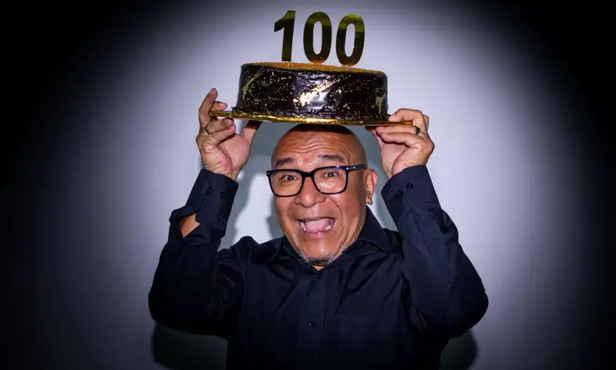 Radio El Salvador cumple 100 años de transmisiones