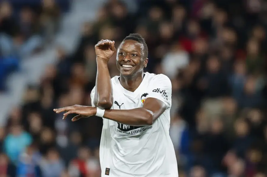 Ramazani y Sadiq impulsan al Valencia y hunden al Levante