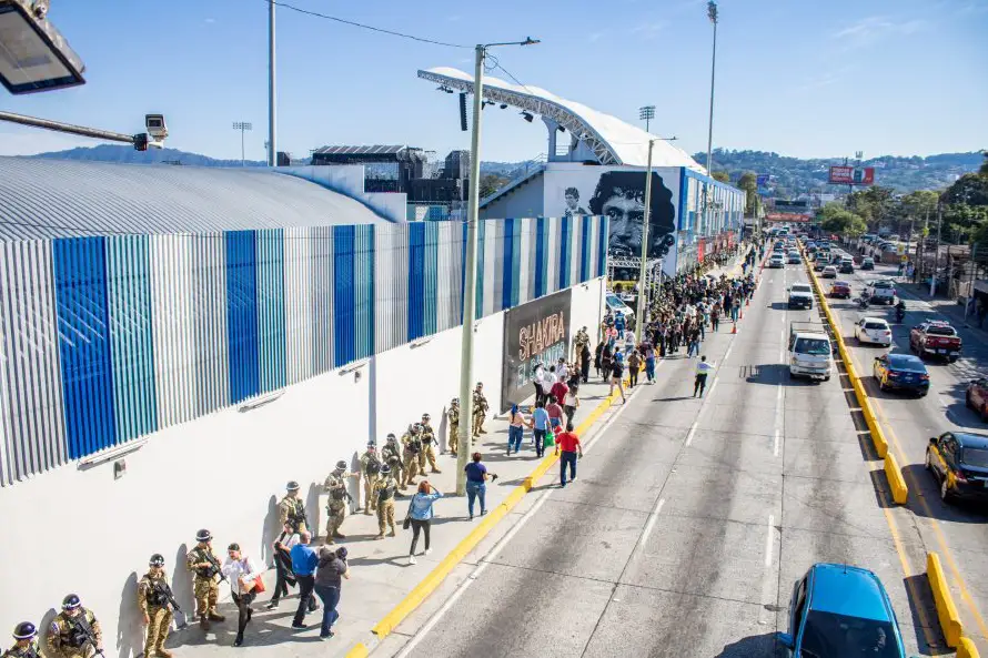 VMT desplegó a más de 2,000 personas para gestionar tráfico por conciertos de Shakira